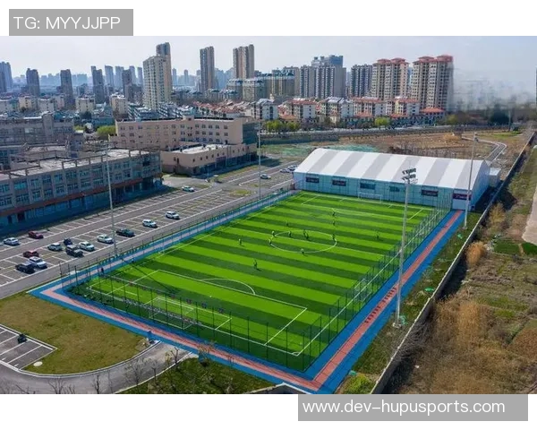 探索北京足球场馆的魅力与发展潜力助力城市体育文化的崛起与繁荣 探索北京足球场馆的魅力与发展潜力助力城市体育文化的崛起与繁荣